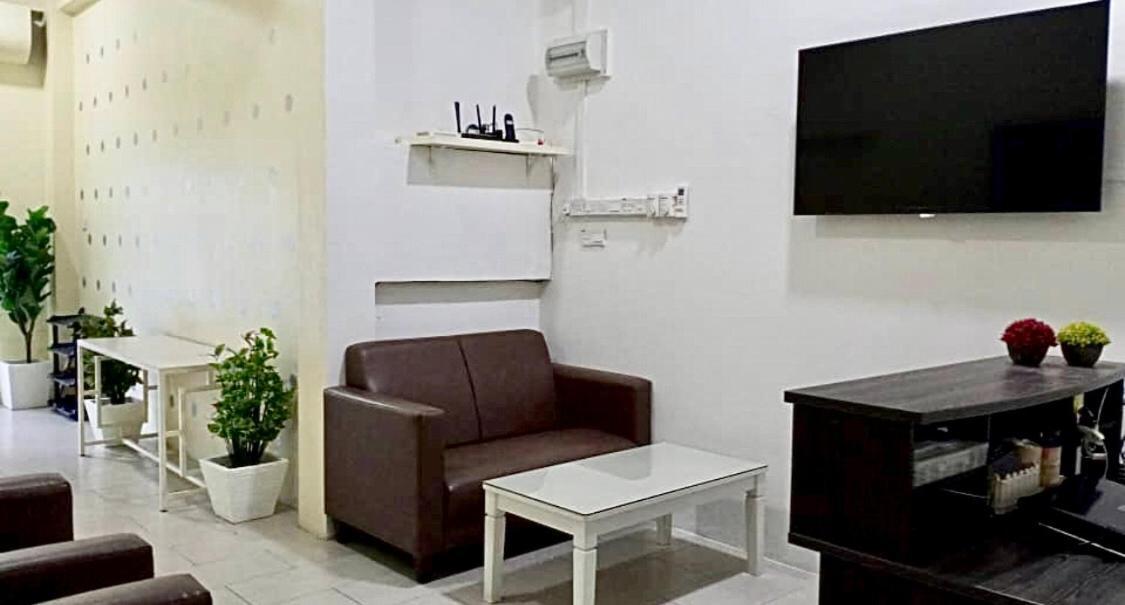 ออซซี ลอดจ์ Hotel เซมปอร์นา ภายนอก รูปภาพ