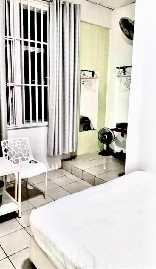 ออซซี ลอดจ์ Hotel เซมปอร์นา ภายนอก รูปภาพ